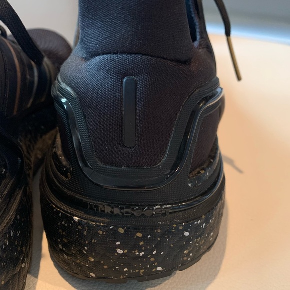 Adidas Ultraboost Sneakers - Picture 6 of 16